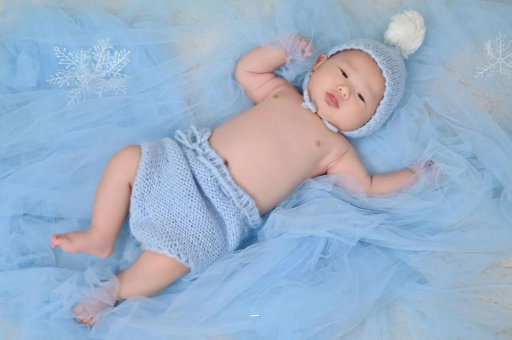 兴安盟摸孕妇肚子沾喜气